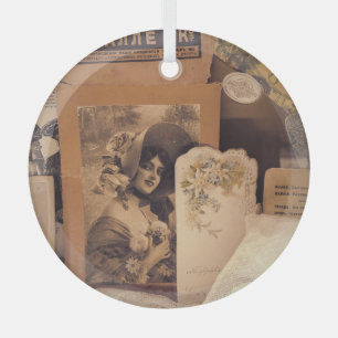 Nostalgischer Glamour: Vintage russische Portraits Ornament Aus Glas