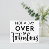 Not a Day Over Fabulous – Funny Birthday Quote Postkarte (Stehend Vorderseite)