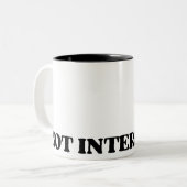 Not Interested Retro Typographic Two-Tone Mug Zweifarbige Tasse (Vorderseite Links)