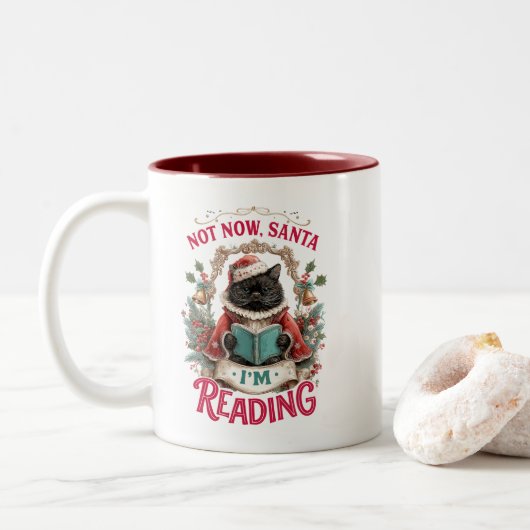 Not Now Santa I'm Reading  Zweifarbige Tasse (Mit Donut)