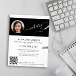 Notar des modernen Fotos unterzeichnet Agent QR Flyer<br><div class="desc">Moderne trendy Drehbuch beruflichen rechtlich zertifizierten Notar Anwalt bei Rechtsberater Custom personalisiert Schwarz-Weiß Werbe-Flyer mit eleganter Kalligraphie und Stifte.            Einfach mit Ihrem Foto und Ihrem automatisch generierten QR-CODE auf Ihrer Website oder in den sozialen Medien personalisieren.</div>