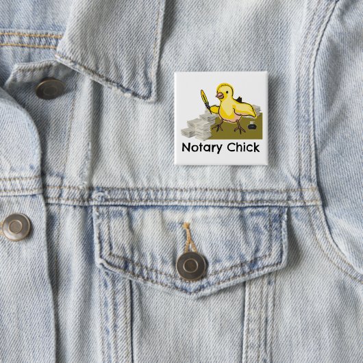 Notary Chick Yellow Feather Quill and Documents Button (Beispiel)