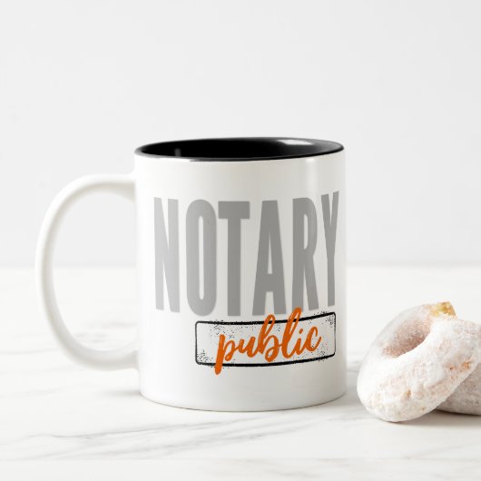 Notary Public Big Schriftart verblasst schwarz mit Zweifarbige Tasse (Mit Donut)