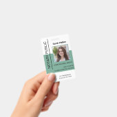 Notarzte Münze für Büromitarbeiter im öffentlichen Ausweis (Handheld)