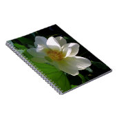 Notebook mit weißer Lotus-Blume Notizblock (Rechte Seite)