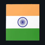 Notepad mit der Flagge Indiens Notizblock<br><div class="desc">Behalt deine stilistisch organisierten Gedanken mit unserem dynamischen Notizblock mit der Flagge Indiens! Dieses auffällige Notizblock eignet sich hervorragend, um Noten, Ideen oder Erinnerungen zu verbinden und gleichzeitig den Stolz der indischen Kultur zu zeigen. Das kühne Design zeigt die Farben der indischen Flagge und macht es zu einer einzigartigen und...</div>