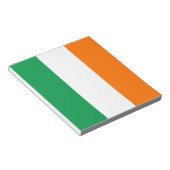 Notepad mit der Flagge Irlands Notizblock (angewinkelt)