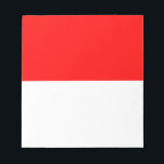 Notepad mit Flagge Indonesiens Notizblock<br><div class="desc">Zeigen Sie Ihren patriotischen Stolz mit diesem stilvollen Notepad mit der Flagge Indonesiens! Dieses Notizblock ist eine perfekte Mischung aus Funktionalität und Nationalstolz. Das lebendige Rot und Weiß der indonesischen Flagge macht dieses Notizblock zu einem einzigartigen und bedeutsamen Element, das Sie an Ihrem Schreibtisch haben können, egal ob Sie Notizen...</div>