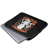 Notfallabteilung Funny Halloween Nurse Essenti Laptopschutzhülle (Vorne Knopf)