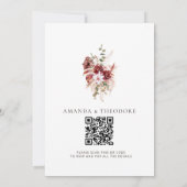 Nothing Fancy Just Love Burgundy Floral Qr Wedding Einladung (Rückseite)