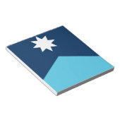 Notizblock mit Flagge von Minnesota, USA (angewinkelt)