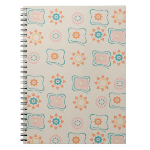 Notizbuch mit abstraktem Muster Notizblock