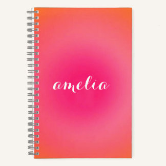Notizbuch mit individuellem Monogramm – Serif-Name