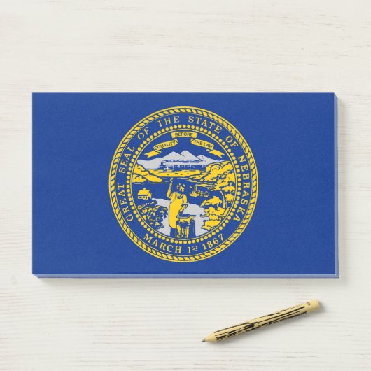 Notizen unter der Flagge Nebraskas, USA (Auf Schreibtisch)