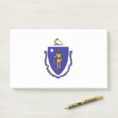 Notizen unter der Flagge von Massachusetts, USA (Auf Schreibtisch)