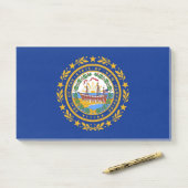 Notizen unter der Flagge von New Hampshire, USA (Auf Schreibtisch)