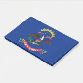 Notizen unter der Flagge von North Dakota, USA (angewinkelt)