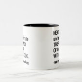 Notorisches RBG-Geschenk, Ruth Bader Ginsburg Zita Zweifarbige Tasse (Mittel)