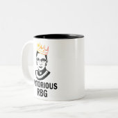 Notorous RBG (GOLD) - Ruth Bader Ginsburg Zweifarbige Tasse (Vorderseite Links)