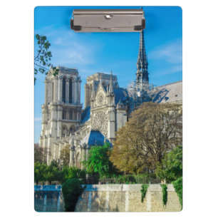 Notre Dame de Paris in Frankreich Klemmbrett