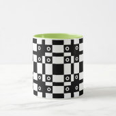 Noughts and Squares Schwarz-weiß Tasse (Zentrum)