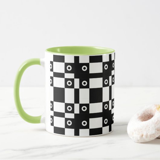 Noughts and Squares Schwarz-weiß Tasse (Mit Donut)