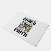 Nourished by Grace, Sustained by Faith Design Fußmatte (Schrägansicht)