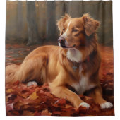 Nova Scotia Duck Terrier im Herbst Leaves Fall Duschvorhang (Vorderseite)