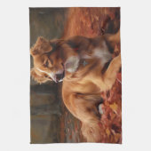 Nova Scotia Duck Terrier im Herbst Leaves Fall Geschirrtuch (Vertikal)