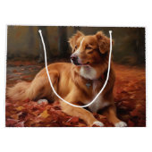 Nova Scotia Duck Terrier im Herbst Leaves Fall Große Geschenktüte (Rückseite)