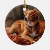 Nova Scotia Duck Terrier im Herbst Leaves Fall Keramik Ornament (Vorne)