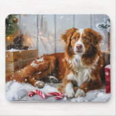 Nova Scotia Duck Toller Dog Weihnachtsfest Mousepad (Vorne)