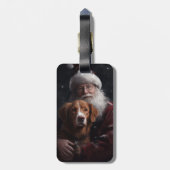 Nova Scotia Duck Toller mit dem Weihnachtsmann fei Gepäckanhänger (Rückseite vertikal)