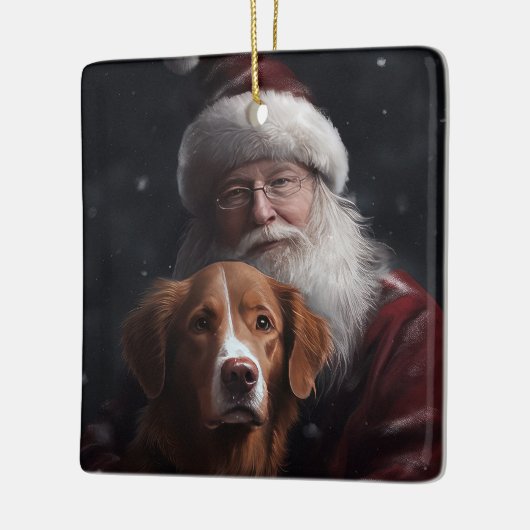 Nova Scotia Duck Toller mit dem Weihnachtsmann fei Keramikornament (Links)