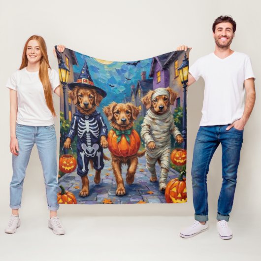 Nova Scotia Duck Tolling Retriever Halloween Fleecedecke (Beispiel)