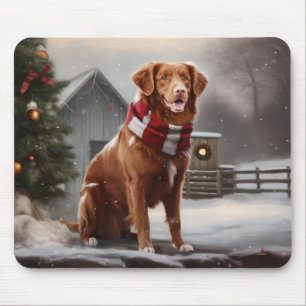 Nova Scotia Duck Tolling Retriever Hund im Schnee Mousepad