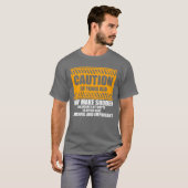 Novelty Caution 50 Years Old Celebrating Fifty boy T-Shirt (Vorne ganz)