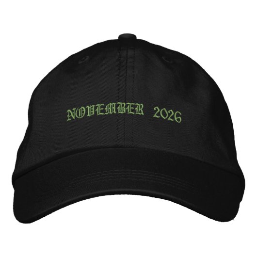 NOVEMBER 2026 Text Ganz Kappe Navy Farbe (Vorderseite)