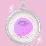 November Chrysanthemum Necklace - Maßgeschneidert Versilberte Kette<br><div class="desc">Feiern Sie die Tiefe und Komplexität des November mit unserer "Chrysanthemum Necklace im November". Dieses einzigartige Stück besticht durch das Chrysanthemum, ein Symbol für Optimismus und Freude, Set in einem herrlichen Lavendelkreis. Die komplizierten Details der Blume sind eine wunderschöne Erinnerung der Widerstandskraft und Schönheit der geborenen im November. Personalisieren Sie...</div>