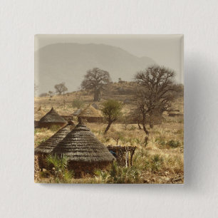 Nuba-Berge, Nugera-Dorf Button