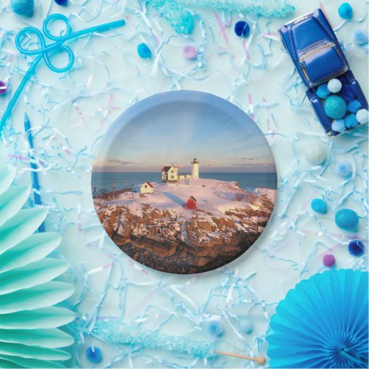 Nubble Light Aerial Snowy Maine Lighthouse Pappteller (Party)