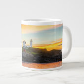 Nubble Light Jumbo-Tasse (Vorderseite Rechts)