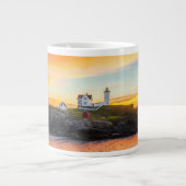 Nubble Light Jumbo-Tasse (Vorderseite)