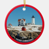 Nubble Red Year Atlantic Ocean Maine Lighthouse Keramik Ornament (Vorne)