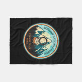 Nugget Falls Trail in Alaska  Fleecedecke (Vorderseite (Horizontal))