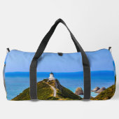 Nugget Point Leuchtturm, Neuseeland Duffle Bag (Rückseite)