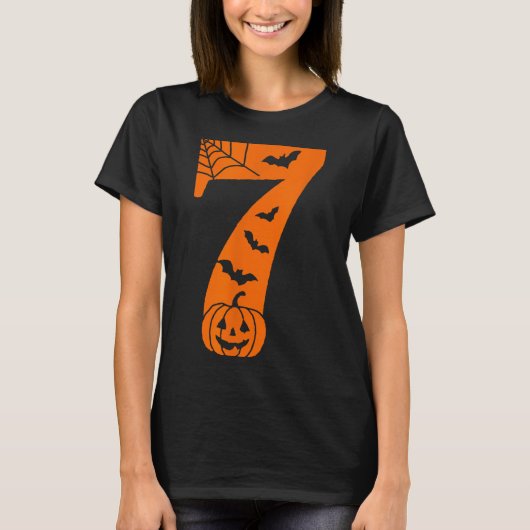 Number 7 Funny Meme Saying 6 7 Six Seven Halloween T-Shirt (Vorderseite)