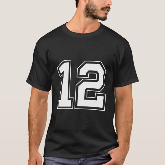 Nummer 12 Pullover Hoodie (Vorderseite)