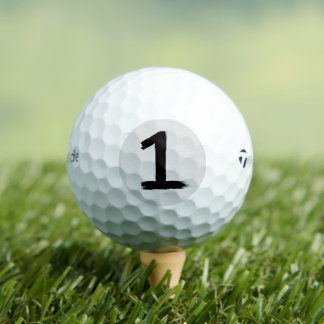 Nummer 1 Taylor Made TP5 Golfball
