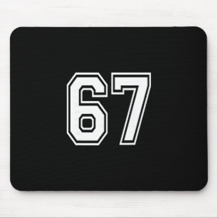 Nummer 67 nummerierte Uniform Sporttrikot Team 67. Mousepad